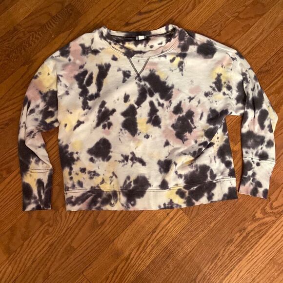 Peyton Jensen very cute tie dye size small sweatshirt - Picture 1 of 6